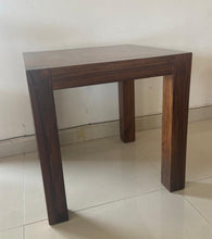 Mesa lateral Akumal/ Akumal side table