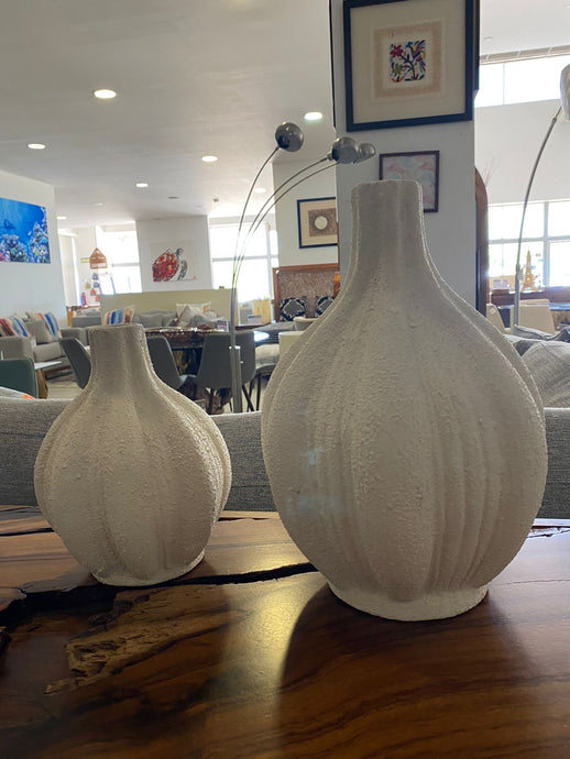 Set jarrones blancos/ White vase set