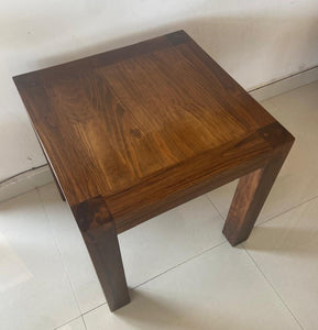 Mesa lateral Akumal/ Akumal side table