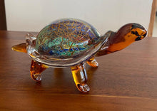 Tortuga de vidrio/ Glass tortoise