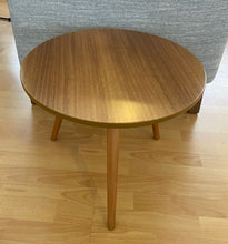 Mesa lateral Danii/ Danii side table