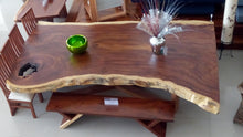 Mesa de Parota / Parota table